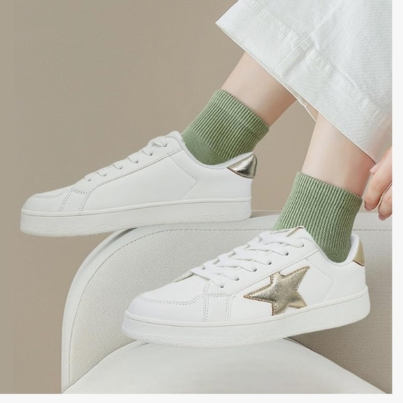 Niluber Size 6 Star Sneakers Low Top Comfortable Cushioned White Gold Sneakers - Picture 6 of 11